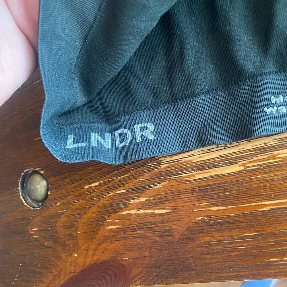 LNDR Women's Power Crop Tank Top size XS - S Olive Green $69 - Picture 5 of 13
